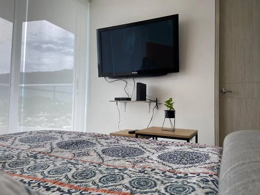 Modern Well-Equipped 4 Ppl Condo/5 Min Beach Walk Santa Marta