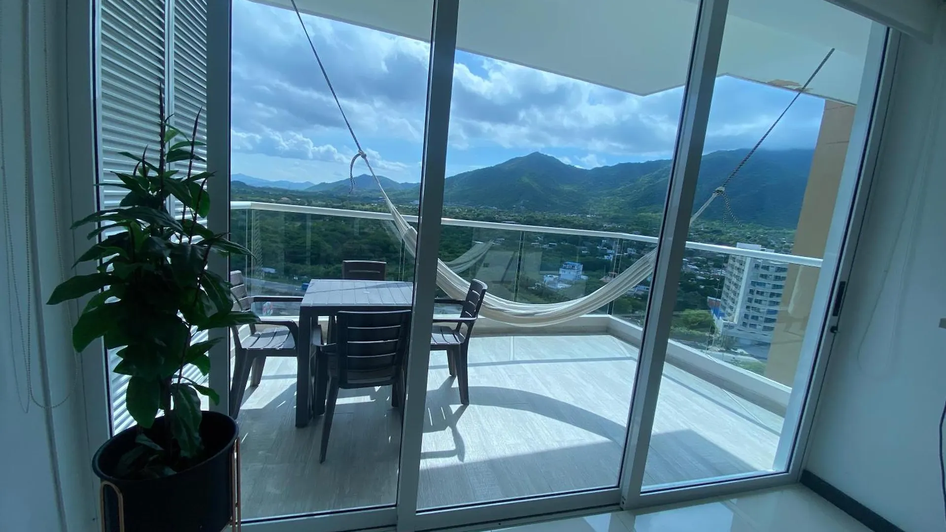 Apartment Modern Well-Equipped 4 Ppl Condo/5 Min Beach Walk Santa Marta